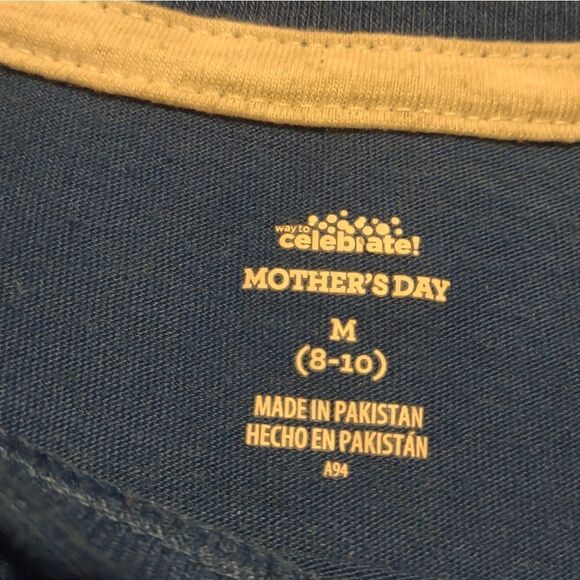 Fur Momma Tee - Size: Med 8-10 (0227) - Picture 3 of 7